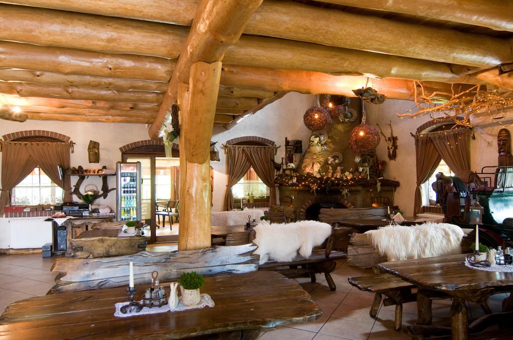 Hotel Dworek nad Stawem Wodzisław Śląski Zewnętrze zdjęcie